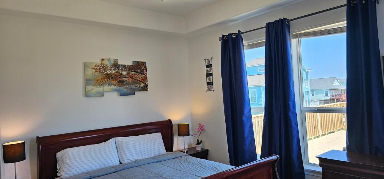 Private Beach -- Away From The Crowds - Ocean Views -Short Drive To Moody Gardens, Schlitter Bahn, Pleasure Pier Galveston Exterior foto